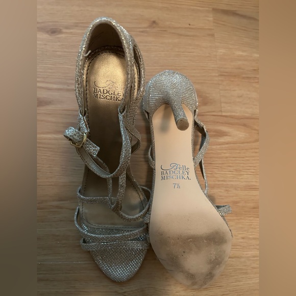 Formal Belle Badgley Mischka Gold Heels - Picture 3 of 3
